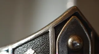 The Influence of Art Deco on Shoehorn Design